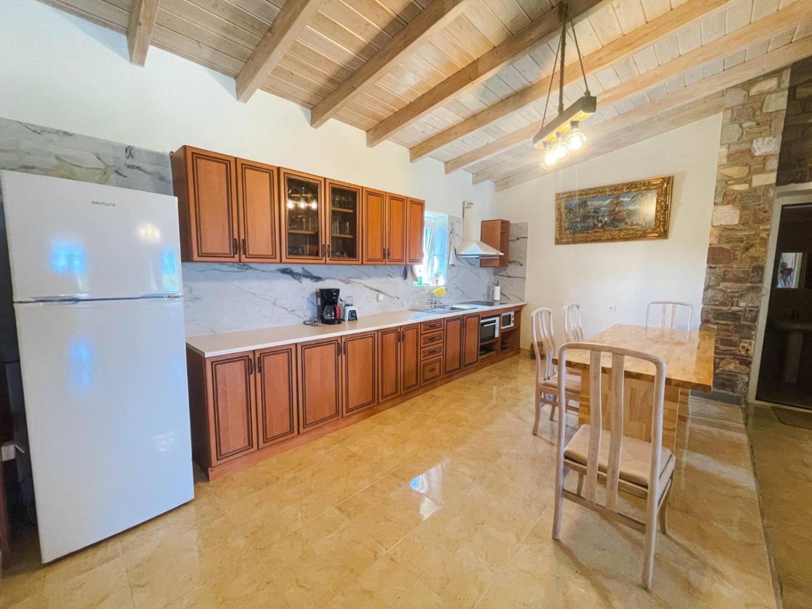 Kenny'S Villa Мастихари Экстерьер фото